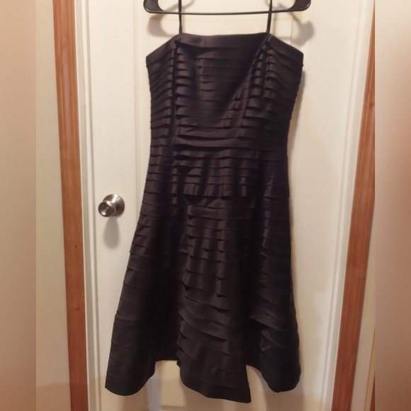 Adrianna Papell Dresses & Skirts - Adrianna Papell Black Ruffle Cocktail Dress Line Size 14